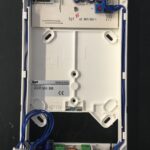 XKP/300 BB Supporto da parete per XV/200-XVC/200 colore bianco