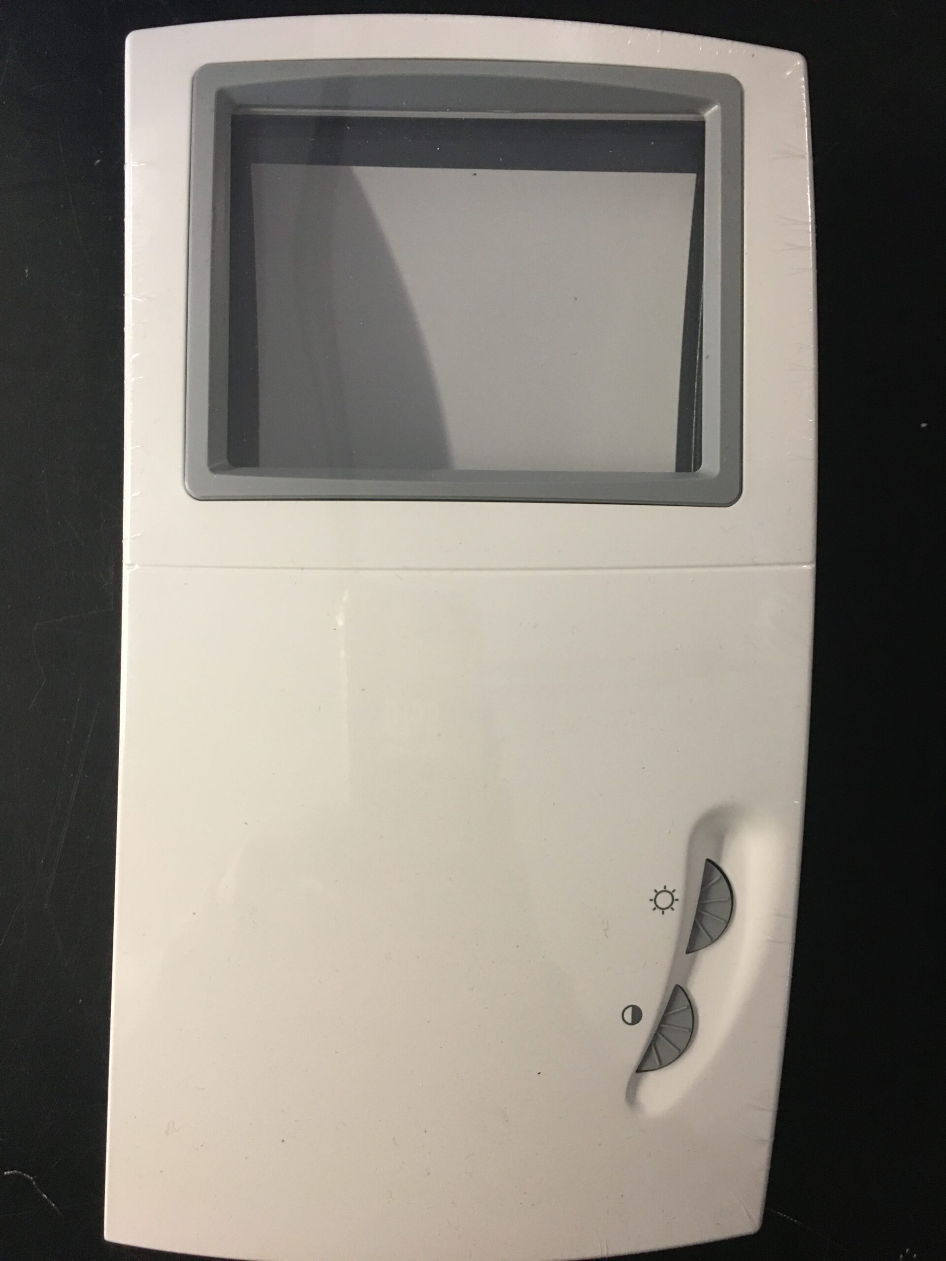 IMG_0664 YV Modulo monitor 4'' in b/n, colore bianco - immagine 1