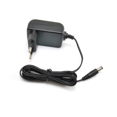 Alimentatore switching 12V-1,2 A plug DC