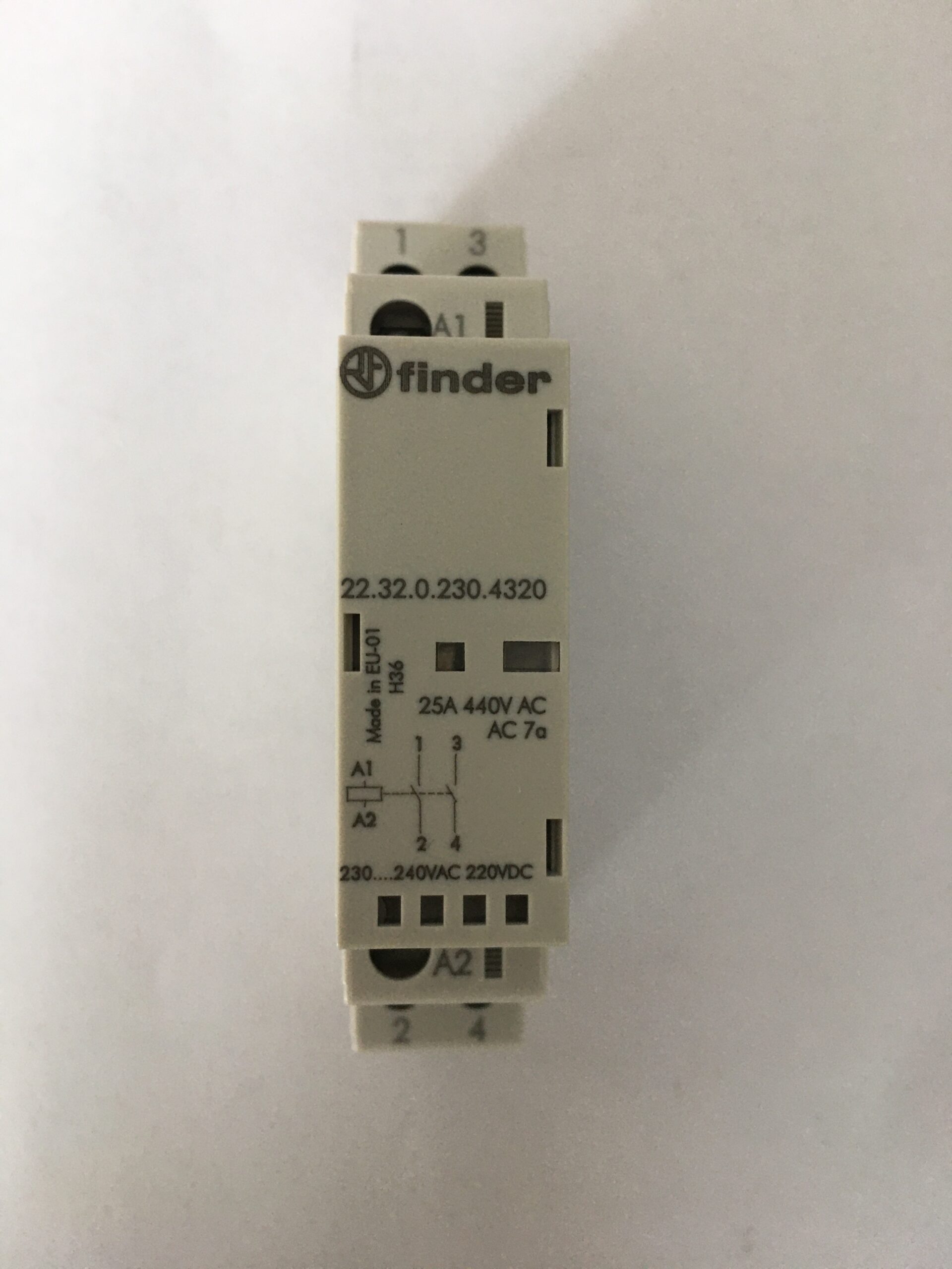 IMG_0826 Contattore 2 NA 230 V/DC, 230 V/AC 25A Finder - immagine 1